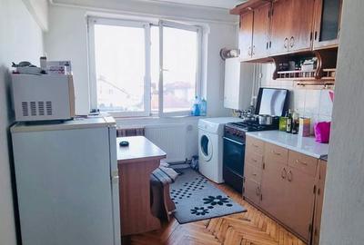 Garsonieră decomandată în Central - 2