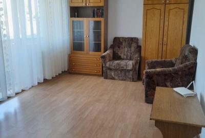 Apartament cu 2 camere decomandat în Triaj - 3