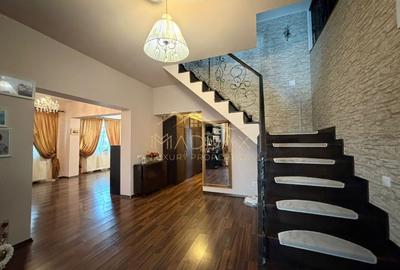 Casă individuală cu 5 camere cu Canalizare în Ostratu - 12