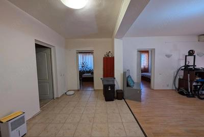 Apartament cu 3 camere decomandat în Bună Ziua - 15