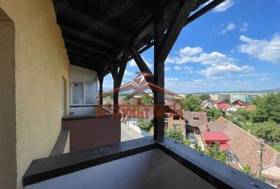 Apartament cu 3 camere semidecomandat în Făgăraș - 14