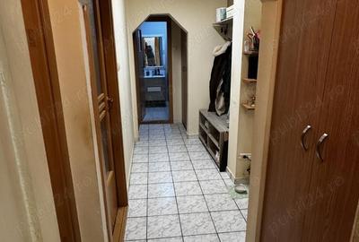 Apartament cu 4 camere decomandat în Soarelui - 1