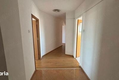 Apartament cu 4 camere decomandat în 13 Septembrie