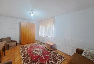 2 camere, decomandat, etaj intermediar, Girocului! - 2
