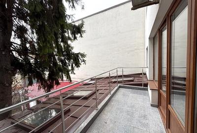 Birou, de 205 mp, în Parcul Carol - 9