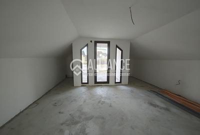 Valu lui Traian ( cod 02) - casa 4 camere zona F - 4