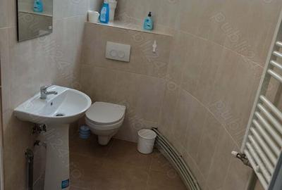 Spațiu comercial, de 55 mp, în Central