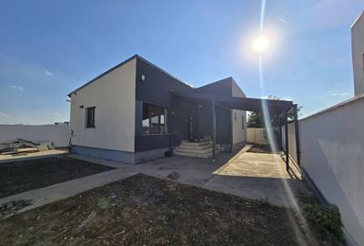 Vanzare casa Tunari strada Castanului nr 32A - 2