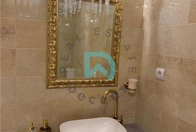 Apartament cu 3 camere decomandat în Tractorul - 22