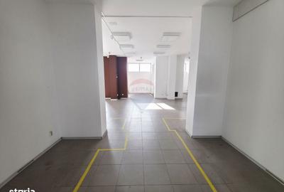 Spațiu comercial, de 828 mp, în 1 Mai - 6