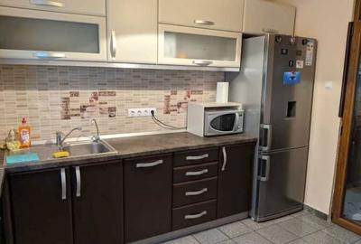 Apartament cu 3 camere decomandat în Dosu Bricii - 8