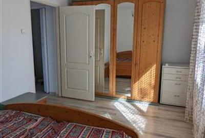 Apartament cu 2 camere semidecomandat în Micro I - 3