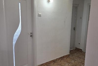 Apartament cu 3 camere decomandat în Drumul Taberei - 8