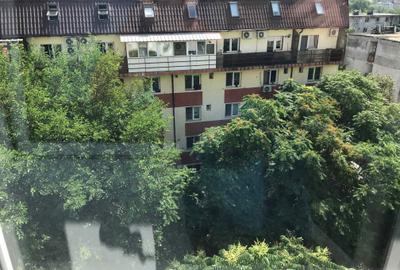 Garsonieră decomandată în Vitan - 4