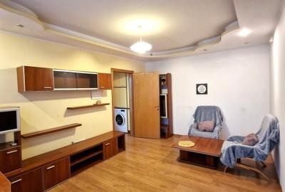 Apartament cu 2 camere semidecomandat în Grivița