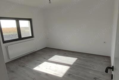 Casă cu 3 camere cu Teren 575 Mp în Miroslava - 7