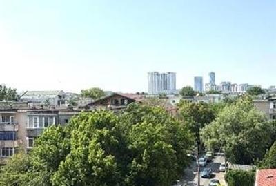 Vanzare -  Apartament 3 camere decomandat  Bulevardul Lacul  Tei  Doamna Ghica - 1
