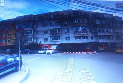 Apartament Decomandat - Etajul I - Centrala Gaze ! - 1