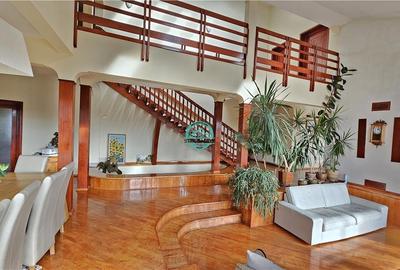Vand casa de 380 mp, cu teren de 3500 mp in Sangeorgiu de Mures - 1