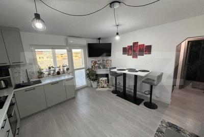 Apartament cu 3 camere decomandat în Cetate - 1