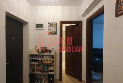 Vanzare apartament 2 camere, mobilat, utilat, parcare, Dobroesti, Fundeni, Str Caisului - 2