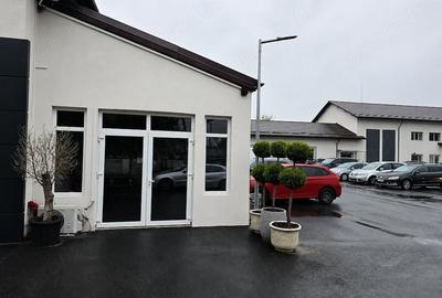 Spațiu comercial, de 40 mp, în Central - 2