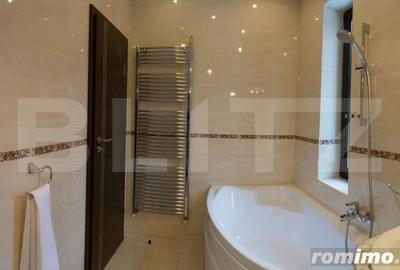 Casă cu 4 camere cu Teren 2456 Mp în Livezeni - 8