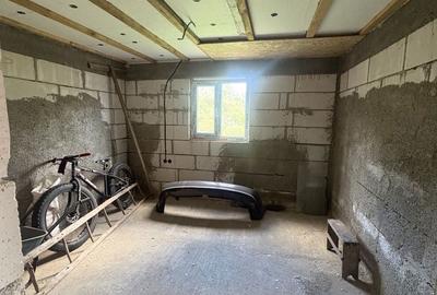 Casă cu 4 camere în Cetățeni - 10