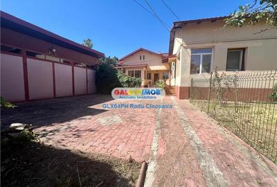 Casă cu 4 camere cu Canalizare în Ultracentral - 2