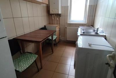 Apartament cu 2 camere decomandat în Barieră - 3