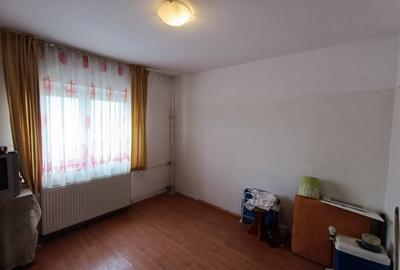 Apartament cu 3 camere decomandat în Vitan Mall - 5