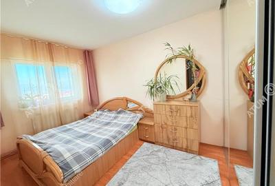 Apartament cu 3 camere decomandate 63 mp utili camara si debara - 3