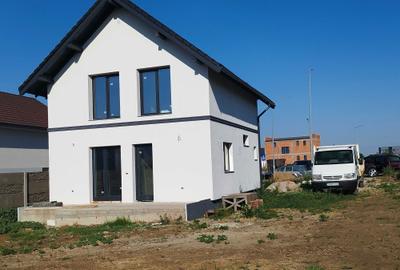 Casă cu 4 camere în Giarmata - 2