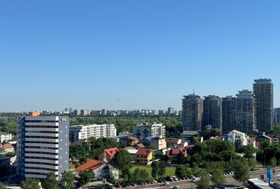 Apartament cu 4 camere decomandat în Mihai Bravu