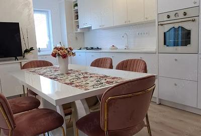 Apartament cu 3 camere decomandat în Florești - 7