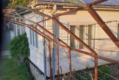 Casă individuală cu 3 camere în Soveja