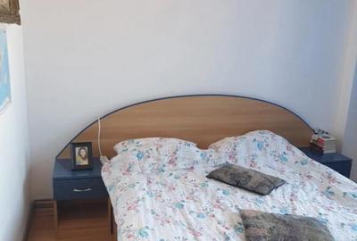 Apartament 3 camere, decomandat - zona Astra - 2