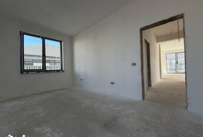 Casă cu 4 camere cu Teren 465 Mp în Sânpetru - 15