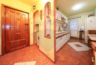 Apartament decomandat de vanzare in zona Tractorul - 5