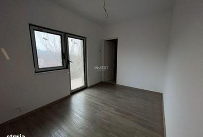 Casă cu 4 camere cu Garaj în Păcurari - 3