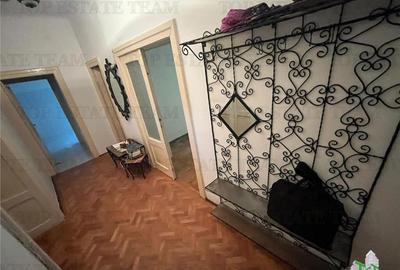 Apartament 2 camere, etaj 1, aproape de Piata Domenii zona l - 12