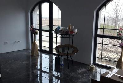 Casă cu 3 camere cu Teren 90 Mp în Rediu - 1