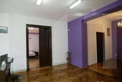 Apartament cu 5 camere decomandat în Central - 10