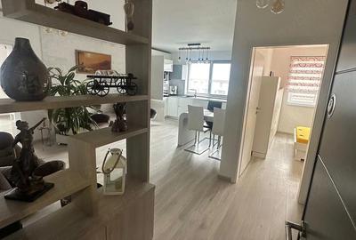 Apartament cu 3 camere decomandat în Central - 2