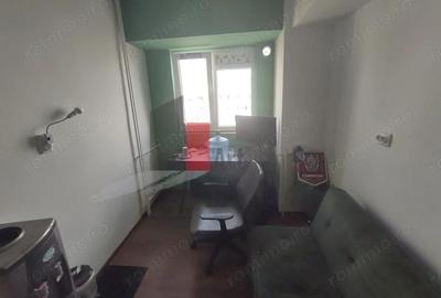 Vanzare apartament decomandat 4 camere Bd. Obregia - Pasajul Europa Unita - 16