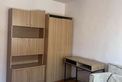 Apartament cu 2 camere decomandat în Cetate - 8