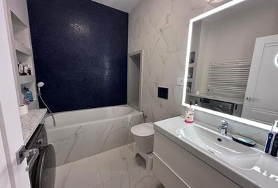 Apartament cu 4 camere în Victoriei