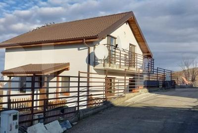 Oportunitate! Investitie!Casa finisata,4 camere,126 mp, 356 mp teren ,Sannicoara