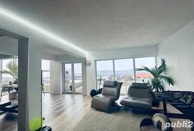 Casa de Vanzare str Colinelor - 3