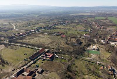 Casă individuală cu 8 camere cu Canalizare în Maciova - 12